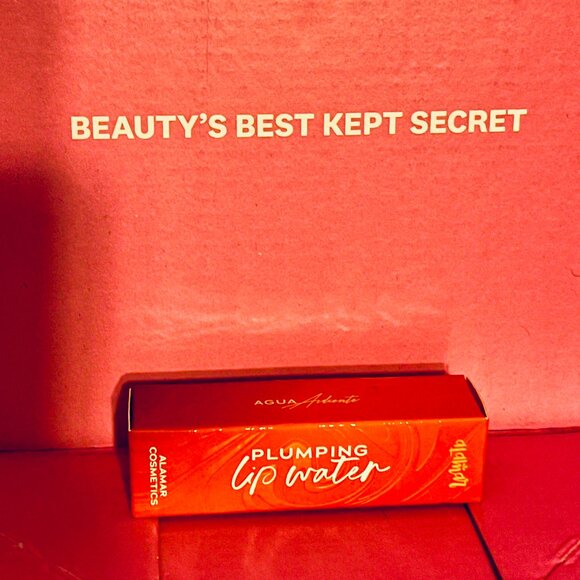 NIB~Alamar Cosmetics Plumping Lip Water Gloss in Agua Ardiente - Picture 1 of 2